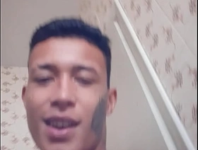 Jonathan Miller se exibindo chinese gay straight porn