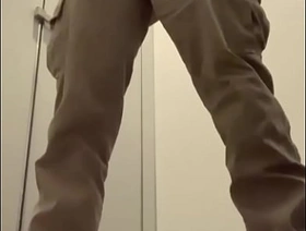 和式トイレで立ちオナ射精 chinese bandit gay porn