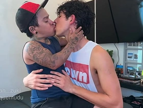 Tiny guy takes a massive blarney - enriquemudu & adrianzuki hot enactment dad porn gay