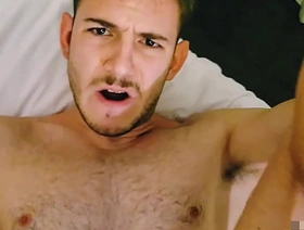 Insistió para que llene su culo de leche! happy-go-lucky massage asia porn