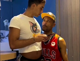 vizinho XXL 26cm comendo vizinha gostosa e afeminada gay porn artis indonesia