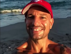 BEACH BODY LIFEGUARD PORNSTAR gay hot guy porn