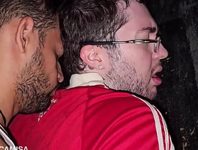 Tweak gay sendo usando por dois ativos itsy-bitsy box de um cinema pornô gay - COMPLETO itsy-bitsy Peppery korean gay porn nuzzle