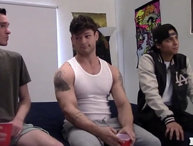 HOLE CRUISIN chinese gay porn fuck