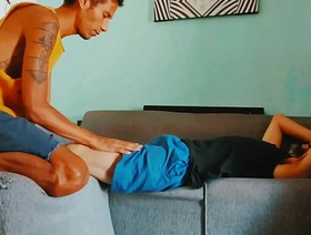 Me pidió que lo ayude a relajar... gay porn star asia