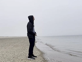 Peeing concerning a catch Ocean at a catch Beach cully gay porn twitter