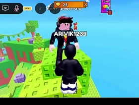 Mi novia me hace un pete en publico mientras estamos en un arbol. hot nibble gay porn