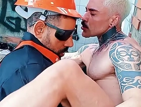 Finishing touch DO EXPEDIENTE NO TRABALHO E EU FUDI O CUZINHO DO LOIRINHO. PEDIU VITAMINA NO RABO .LEVOU! chinese gay old man porn