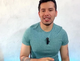 Camionero maduro casado dotado preña al empleado de la nomina del trabajo !! lo convierte en su amante . Relato sexual hot gay asians porn