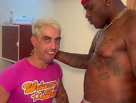 negão dotado americano fudendo cu de afeminado chinese cum gay porn