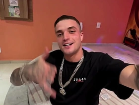 Cliente Novinho asian gay massage video porn