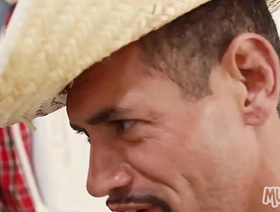 Fodendo no alojamento na roça! chinese porn gay warble