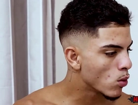 Fodendo o rabudo ninfeto machinate do meu amigo? gay chubby chinese porn