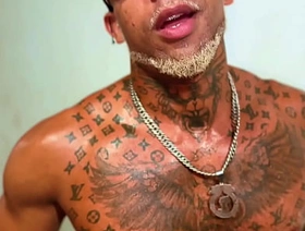 gosto muito de brincar com um cuzinho hot gay porn latino