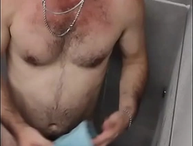 Um banho gostoso cheio de tesão. korean elated porn orgasm