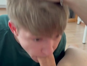 he invited a pupil to visit, gave a juicy blowjob and brought him to orgasm gay porn very hot