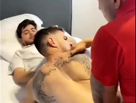 me follan para aprobar la materia gay chinese bear porn