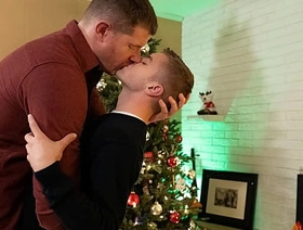 There Was an Instant Connection be beneficial to Chemistry and Passion Between the Little and Big Guy - Tinytwink chinese journo gay porn