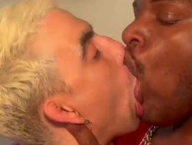 DADDYBLACK FUCKING Surrounding ALE japan muscle hunk gay porn