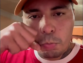 Mientras veo como se cogen a mi novio, yo les preparo café hot korean men gay porn