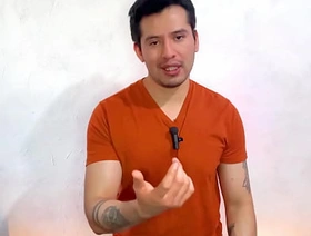 Patron maduro dotado de 20cm pone al jardinero musculoso a darle sexo vocal mientras su esposa no esta en casa! Relato sexual china urchin gay porn