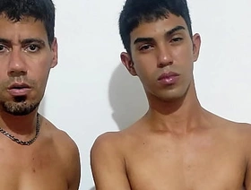 Esperou a namorada sair pra foder gostoso com o classmate gay sex japan porn