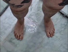 COMPILAÇÃO DE MIJADAS lokal indonesia gay porn