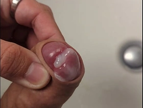 Nach dem Duschen schön wichsen japan delighted porn spankbang