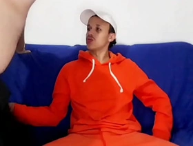 Novinho Dotado de 22cm Arregaça o Rabo do Gordinho - Parte 1 (COMPLETO NO XVIDEOS RED) Pegação com magrinho chaser com pau de 22cm e sexo bareback brasileiro twink e obese hot sexy indian careless porn