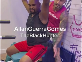 Fui dar aula de preparo físico para artes marciais (luta) para meu aluno safado e acabou na sauna gay japan porn blog