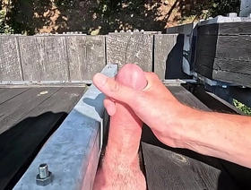 velký a tvrdý penis má plné koule už stříká množství sperma z rozhledny všechnu svoji mrdku do poslední kapky pouštím dolů vietnam porn blithe