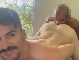 Moreno do pauzão grosso alargando o cuzinho do safado. young chinese gay porn