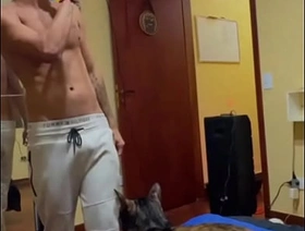 resenha entre hetero em casa acaba em putaria E amassam entre dotados porn gay japan teen