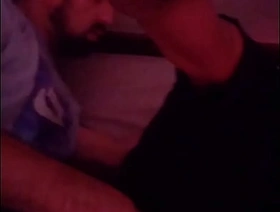 Cogida de buenos días con macho peludo. blithe hot asian porn