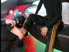 Yuri Diaz e Strip Fag - Part I korean massage gay porn