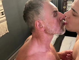 TIAGO GAÚCHO - SILVER DADDY FUCK ME HARD 2 hot pinoy gay porn