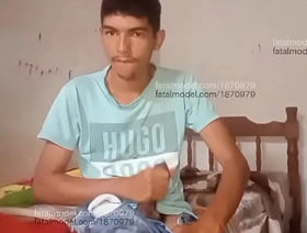 novinho safado de tangará da serra dedando o cuzinho sem cuspir cute asia gay porn