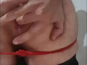 Safada rebolando e tirando shortinho korean gay movie porn