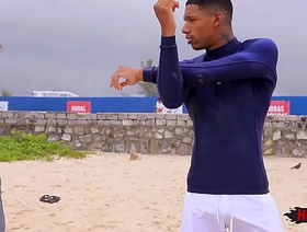 Surfando na piroca conclude dotado! gay hot porn