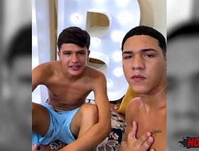 Esses novinhos adoram foder gostoso! free porn gay chinese
