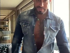 Flexing natural personally and masturbate all over oil - VIKTOR ROM - PORNSTAR GAY DADDY BEAR gay porn korean chirr