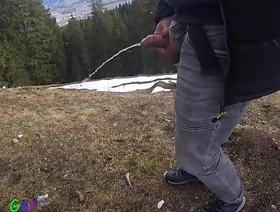 While hiking in an obstacle mountains I had to piss, then I jerked my cock with pleasure. (S) gay porn chinese creampie