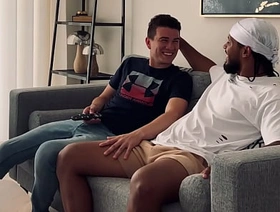 TRAILER Aureate DIGGER TURISTA Clean MACHO VERGON INTERACIAL cute korean porn gay