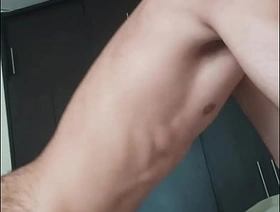 Me excito y me follo mi cama hasta correrme hot muscular daddy gay porn