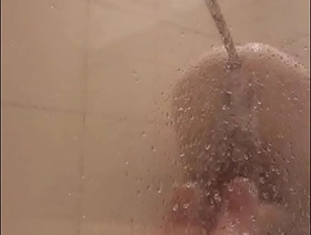 Viado tomando banho hot singapore gay porn