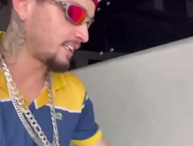 Eu E Meu Classmate Da Favela Arrombando Um Gordinho hot indian gay kiss porn